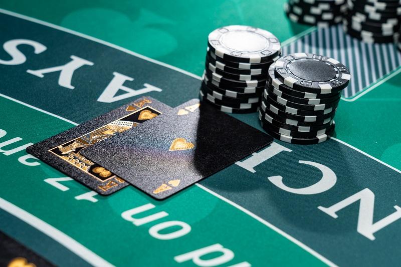Maglaro anumang oras ng blackjack online gambling